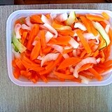 色んな野菜のピクルス